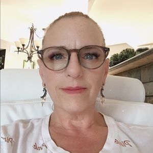 Meet your Posher, Karen